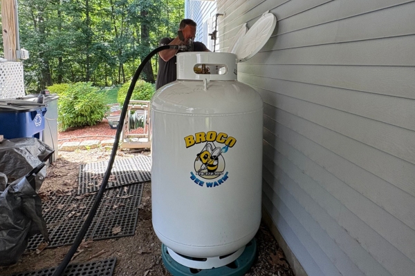 Broco Energy propane delivery and tank refill